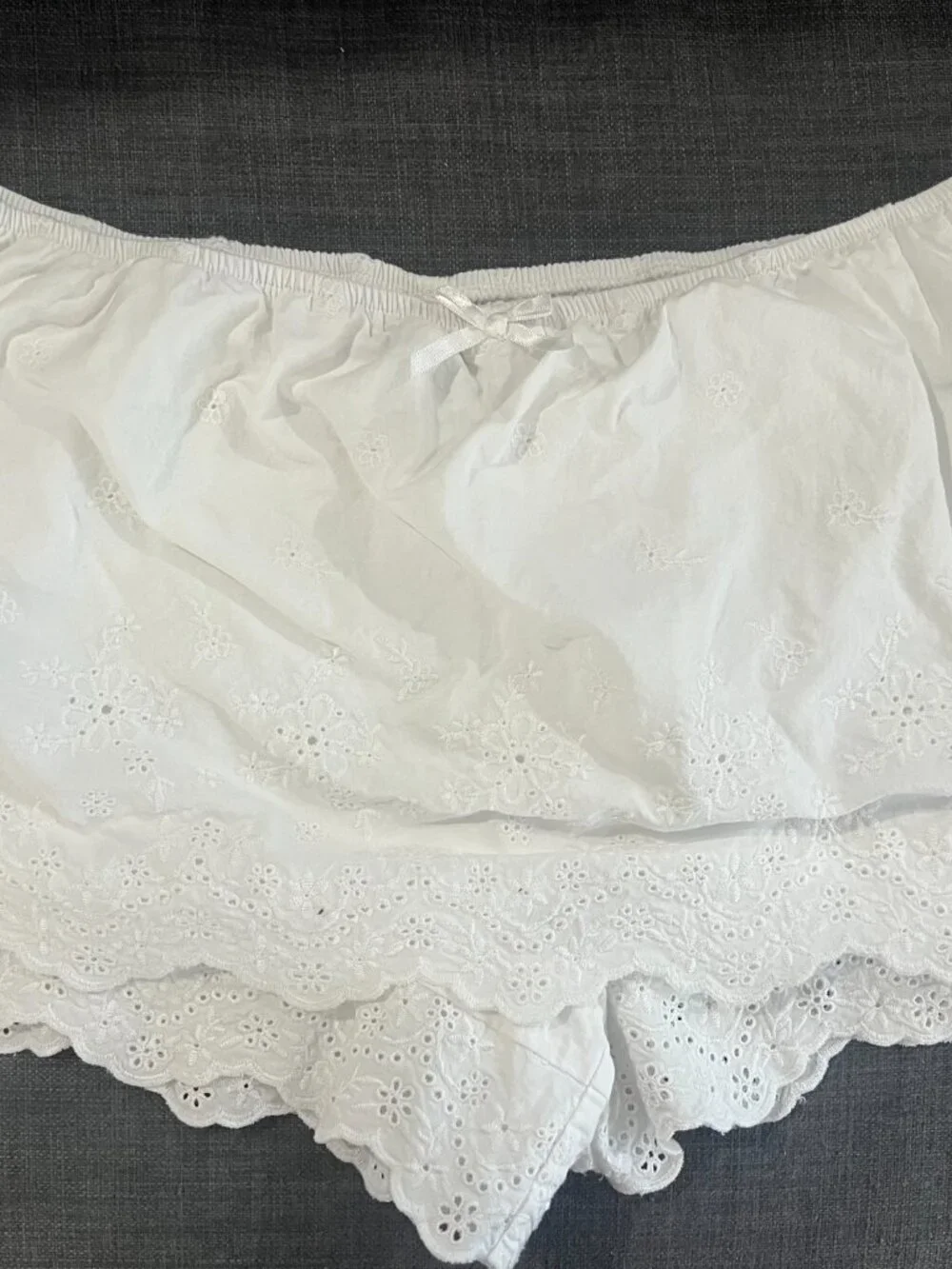 Womens Medium White Eyelet Mini Skort